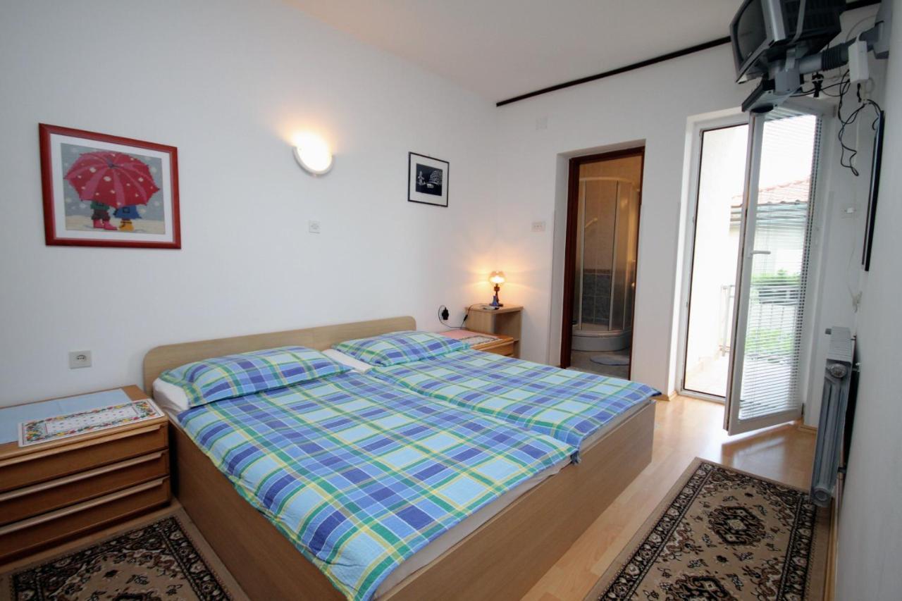 Apartment mit 2 Schlafzimmern, Terrasse und Meerblick