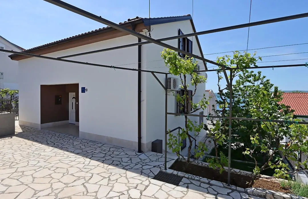 Apartments And Rooms With Parking Space Selce, Crikvenica - 2362-1