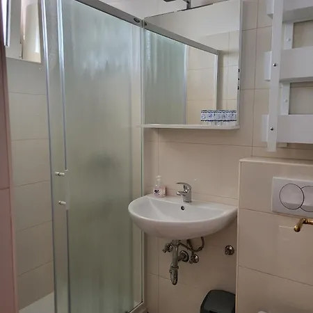 Apartments And Rooms With Parking Space Selce, Crikvenica - 2379-3